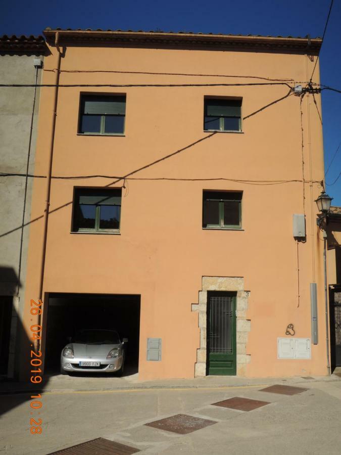 Apartament Jasmine Apartment Besalu Luaran gambar