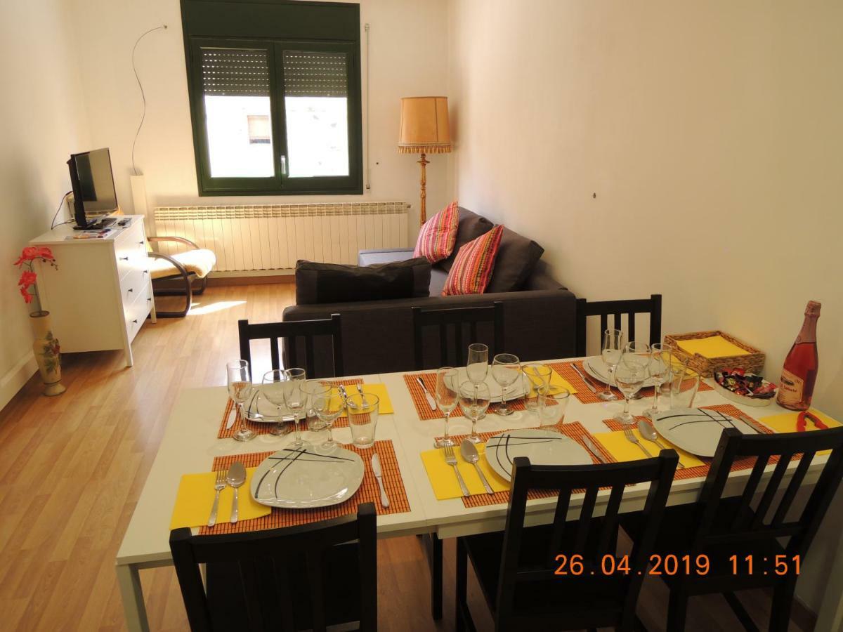 Apartament Jasmine Apartment Besalu Luaran gambar
