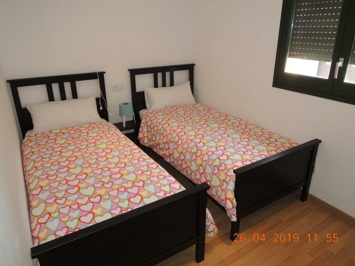 Apartament Jasmine Apartment Besalu Luaran gambar