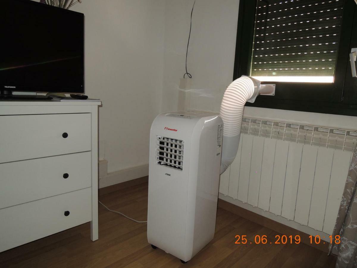 Apartament Jasmine Apartment Besalu Luaran gambar